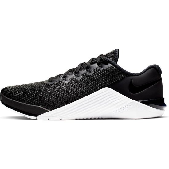 aansporing De stad Voorbereiding Nike metcon 5 zwart/wit maat: 40.5 | bol.com