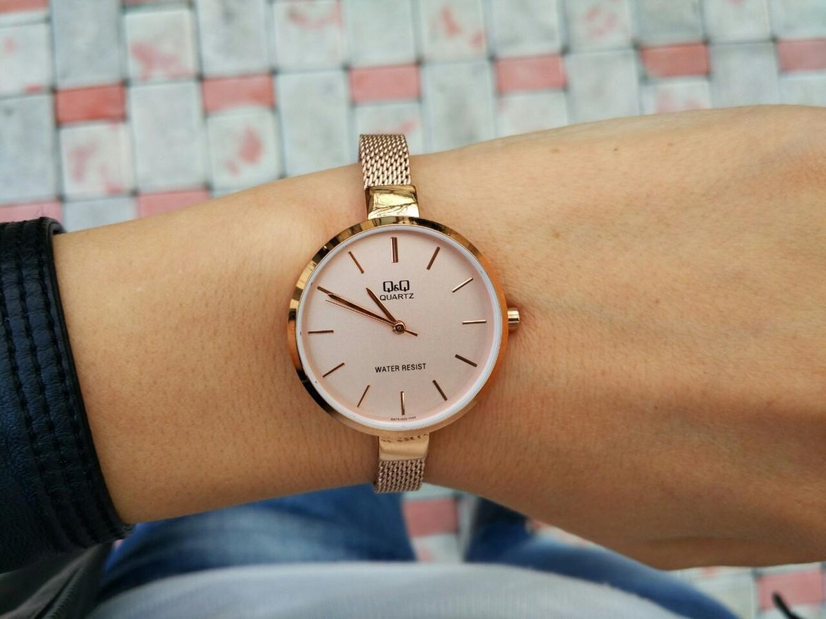 QQ prachtige dames horloge rosékleurig QA15J020Y