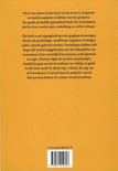 Achterpagina van een boek met tekst over de kunst van het leven en positieve psychologie.