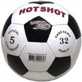 Hot sports Voetbal hot-shot wit zwart maat 5