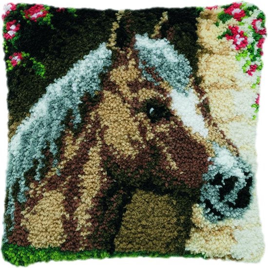Pako Smyrna knoop kussen borduurpakket - Paard in stal - geprint stramien - 013.310 - DIY kit