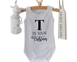 Geboorte Cadeau / Kraamcadeau Baby Rompertje met eigen naam tekst | Lange of korte mouw | zwart roze wit blauw | maat 50/56 of 62/68 |bedrukt bedrukken bedrukking opdruk laten maken  | Gepersonaliseerd geboortecadeau kraamgeschenk | Maud Mees James