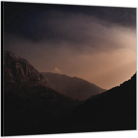 Dibond –Zonsondergang tussen de Bergen– 50x50cm Foto op Dibond;Aluminium (Wanddecoratie van metaal)