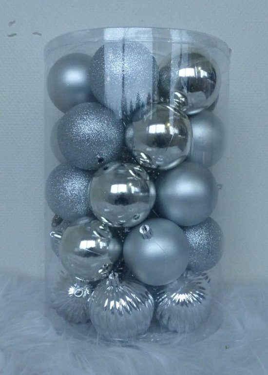 34 Onbreekbare kerstballen in koker doorsnee 7 cm zilver watermeloe