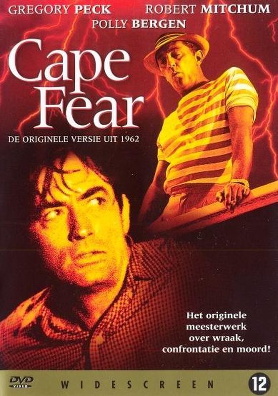 Cape Fear (1962) poster met Gregory Peck en Robert Mitchum. Robert Mitchum draagt een gestreept shirt. Grote titel 'Cape Fear'.