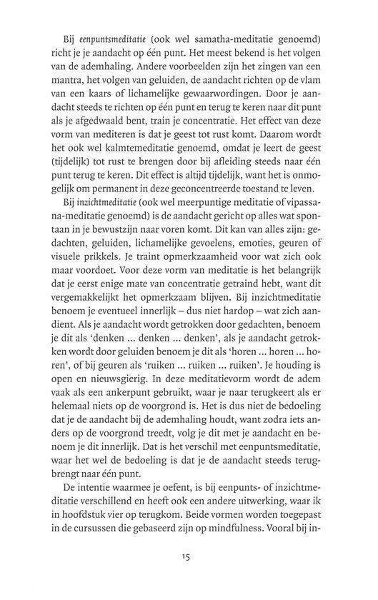 Tekst over samatha-meditatie en vipassana-meditatie. Pagina 15 van een boek.