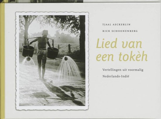 Cover van het boek 'Lied van een tokeh' van R. Schoonenberg en Tjaal Aeckerlin