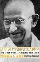 Een zwart-wit portret van Mohandas K. Gandhi met bril. De titel luidt: 'An Autobiography The Story of My Experiments with Truth'.