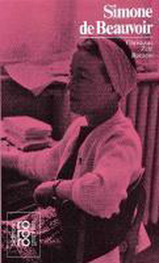 Simone de Beauvoir, avec texte et portrait d'une jeune femme portant un foulard et un gilet en tricot.