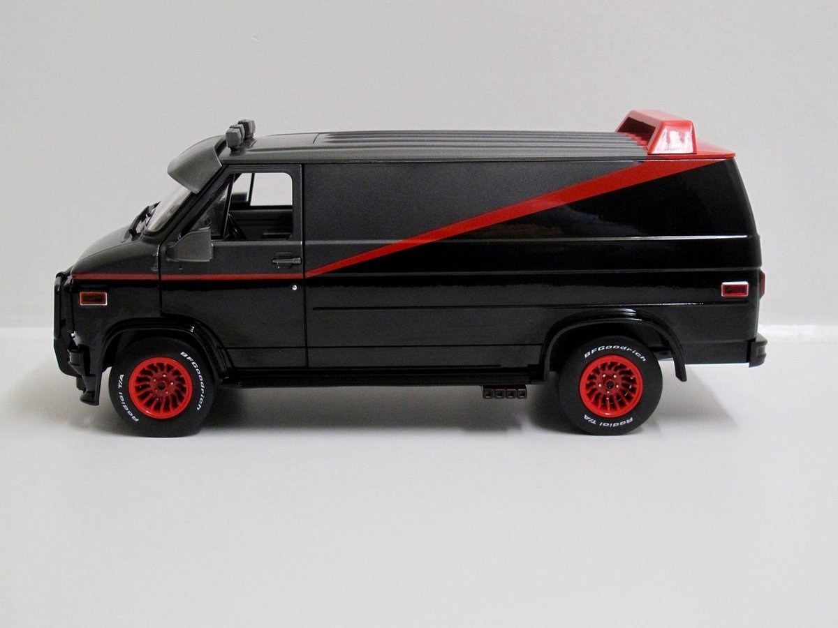 Greenlight 1/18 GMC Vandura \