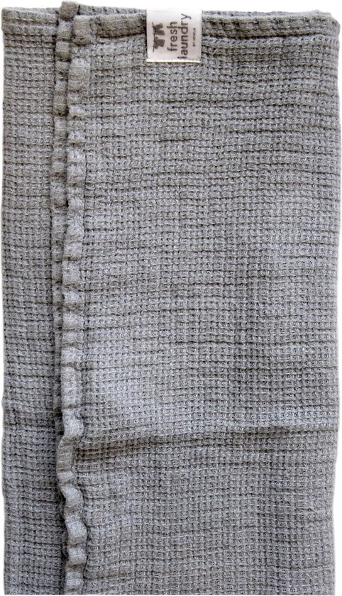 Fresh laundry handdoek silver 70 x 135 cm