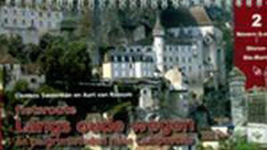 Cover van het boek 'Fietsroute Langs oude wegen 2' met een foto van een historisch kasteel en rode details.