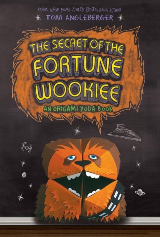 Boek 'The Secret of the Fortune Wookiee' met een origami Wookiee.