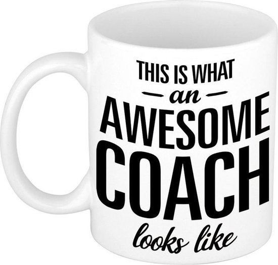 This is what an awesome coach looks like tekst cadeau mok / beker - 300 ml - Coach / trainer kado