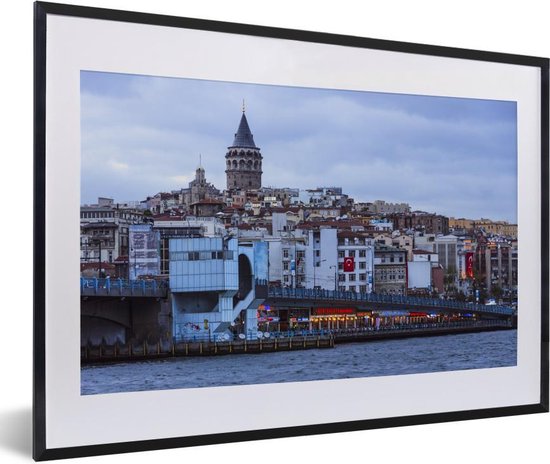 Foto in lijst - Wijk in Istanbul fotolijst zwart met witte passe-partout 60x40 cm - Poster in lijst (Wanddecoratie woonkamer / slaapkamer)