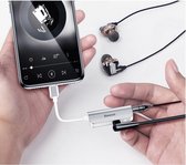 Baseus - Premium iPhone Audio Adapter AudioJack + Lightning Convertor - Lightning to Aux ingang 3.5 mm jack - 2 in 1 omvormer - Wit - L50S