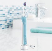 Oral-B Pro 700 3DWhite Elektrische Tandenborstel - Blauw