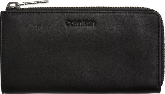 Calvin Klein - Strapped Large Ziparound - dames portemonnee - black