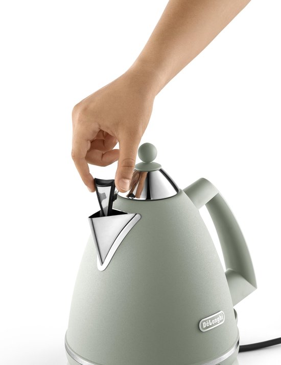 delonghi argento kettle beige