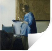 Muurstickers - Sticker Folie - Brieflezende vrouw in het blauw - Schilderij van Johannes Vermeer - 120x120 cm - Plakfolie - Muurstickers Kinderkamer - Zelfklevend Behang XXL - Zelfklevend behangpapier - Stickerfolie