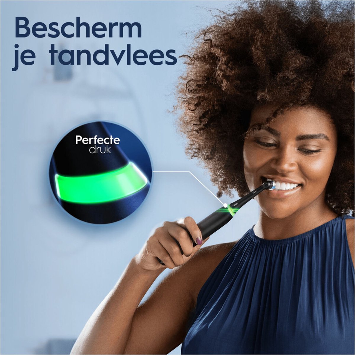 Afbeelding 3 van Oral-B Elektrische Tandenborstel iO 3 Duo Zwart & Blauw 1 set