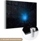 MuchoWow® Glasschilderij 180x120 cm - Schilderij acrylglas - Blauwe gloed voor een zwarte achtergrond - Foto op glas - Schilderijen