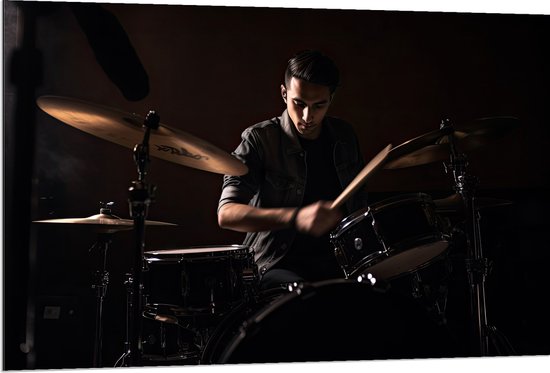 Dibond - Man - Drummen - Muziek - Donker - Hobby - 120x80 cm Foto op Aluminium (Met Ophangsysteem)