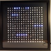 Wi-Fi Woordklok-37 x 37 cm-Lettertype Robuust-Kado-Relatiegeschenk