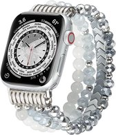 Gems & Pearls band - Zilver - Geschikt voor iWatch 42mm - 44mm - 45mm - 49mm - Modieuze handgemaakte smartwatchband voor dames compatibel met Apple Watch Series Ultra SE 9 8 7 6 5 4 3 2 1 grote modellen