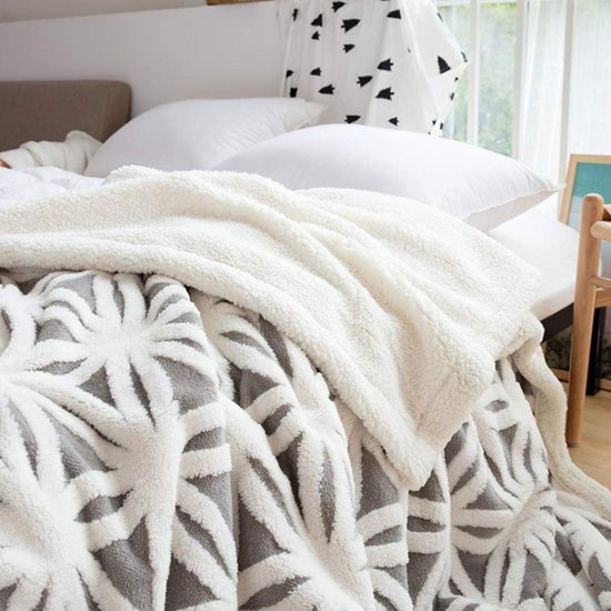 BEDSURE Knuffeldeken, warme sherpa bankdeken, wollige woondeken, woonkamerdeken, plaid van zachte fleece en warme sherpa, klein formaat, 130 x 150 cm, geel
