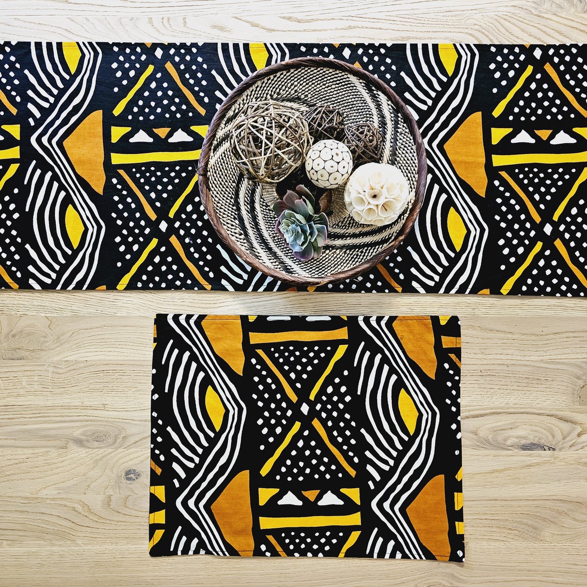 Handgemaakte Tafelloper en 4 Placemats | Afrikaanse Print 