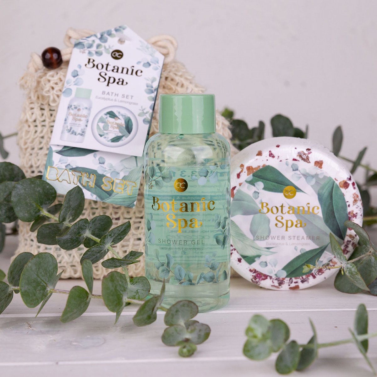 Goedkoopste Botanic Spa douche set - Cadeauset - Douchegel - Douchesteamer - Eucalyptus & Lemongrass