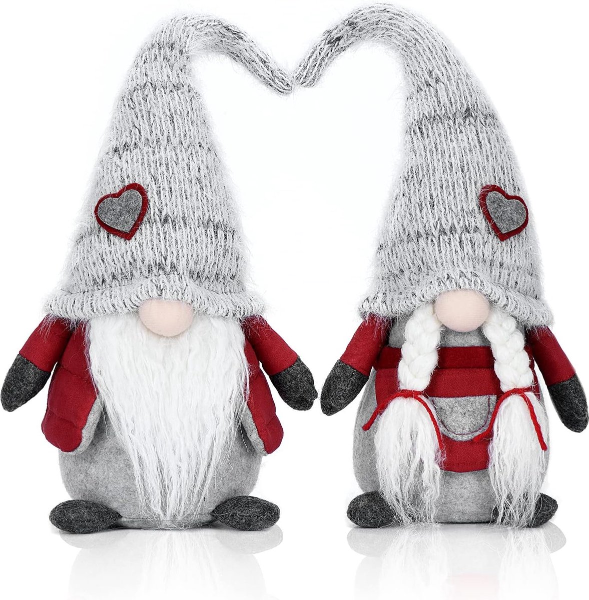 Schattige Dwerg In De Hand Getekende Doodle Stijl Gnome Met Snoep Sprookje Karakter In Schets Stijl 33440739