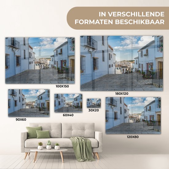 ® Glasschilderij 30x20 cm - Schilderij acrylglas - Een straat van Antequera Spanje - Foto op glas - Muurdecoratie woonkamer - Wanddecoratie slaapkamer - Schilderijen