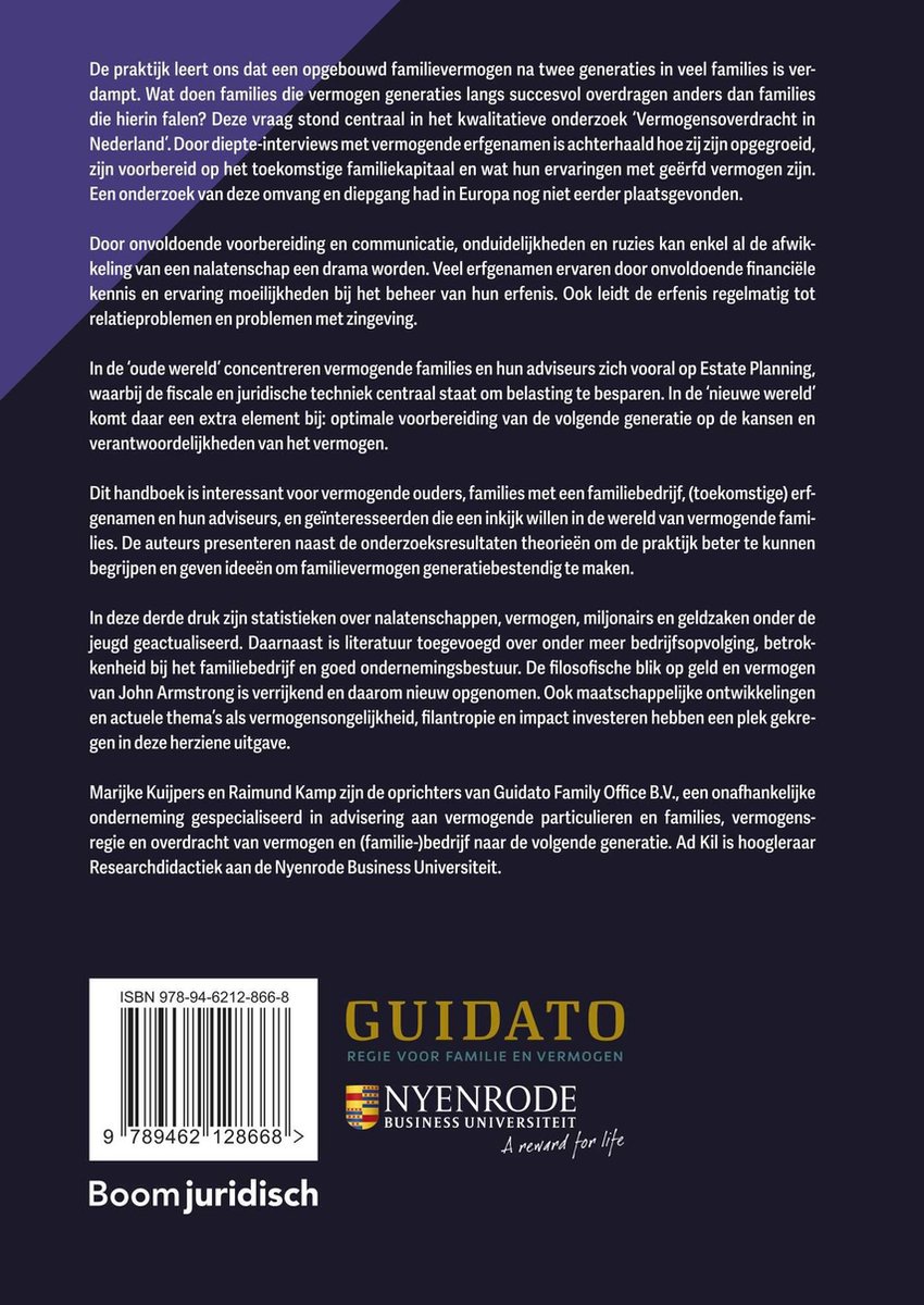 Achterkant boek De Gouden Rugzak met ISBN en informatie over de auteurs en de inhoud.