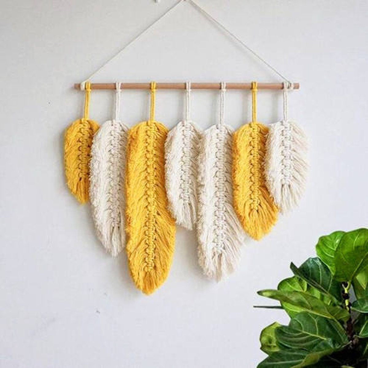 Handgemaakte Veren | Macramé | Hoogwaardige Kwaliteit | 45cm | Wit en Geel