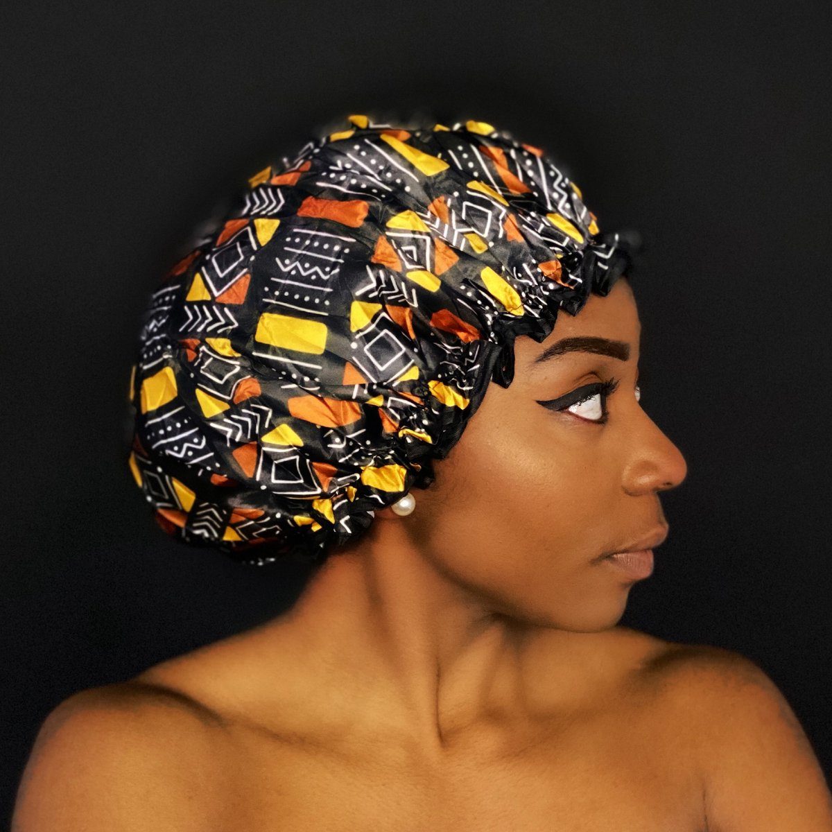 Luxe Grote Douchemuts / Shower cap / Douchekapje / Douche cap voor vol haar / krullen / afro van AfricanFabs® - Bruin / Beige bogolan - AfricanFabs