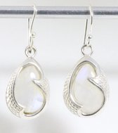 Boucles d'oreilles en argent traité avec pierre de lune arc-en-ciel