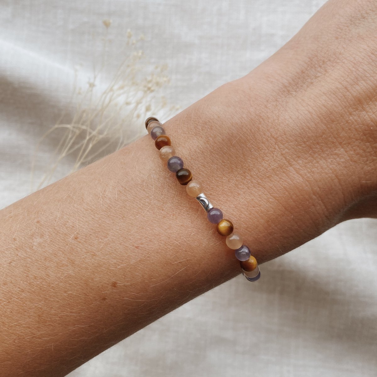 Sterke Vrouw Armband - Sieraad - Cadeau voor haar - Edelstenen - Tijgeroog