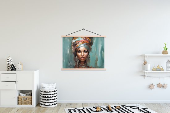 Posterhanger incl. Poster 150x113 cm - Schoolplaat - Vrouw - Kunst - Sieraden - Portret - Textielposter - Blanke latten