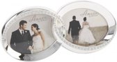 Fotolijst huwelijk dubbele zilveren ringen met steentjes van Amore by Juliana trouwen,bruiloft