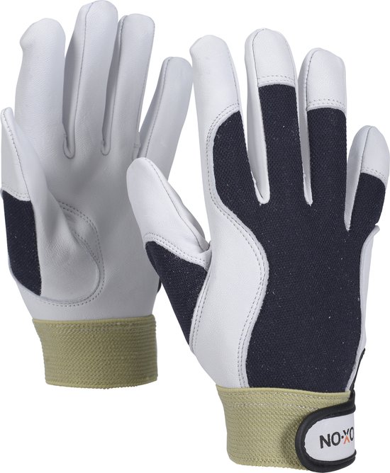Witte leren handschoenen met donkerblauwe stof op de rug van de hand en beige elastische polsbanden met logo.