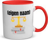 Akyol - advocaat weegschaal (met eigen naam) koffiemok - theemok - rood - Advocaat - advocaten - mok met eigen naam - leuk cadeau voor iemand die advocaat is - cadeau - kado - 350 ML inhoud