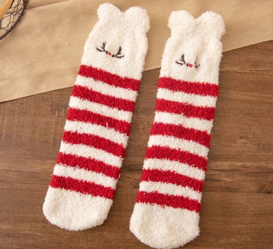 Fluffy dames sokken - huissokken - warm - Kerst - christmas - leuke print hert - rendeer - gestreept - wit - rood - 36-40 - cadeau - voor haar