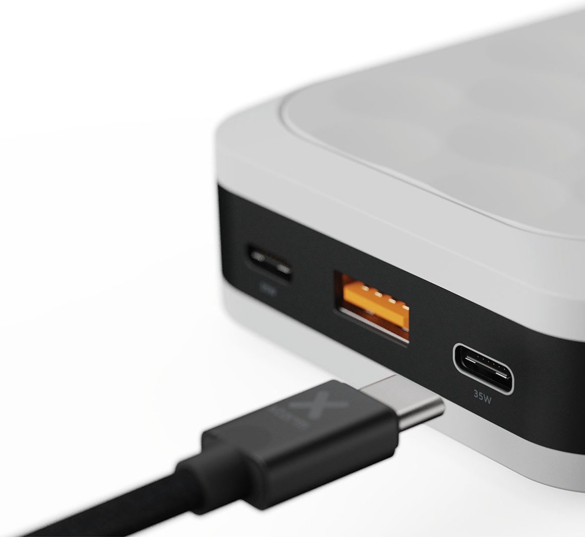 Xtorm Fuel Series 5 35W Powerbank - afbeelding 2