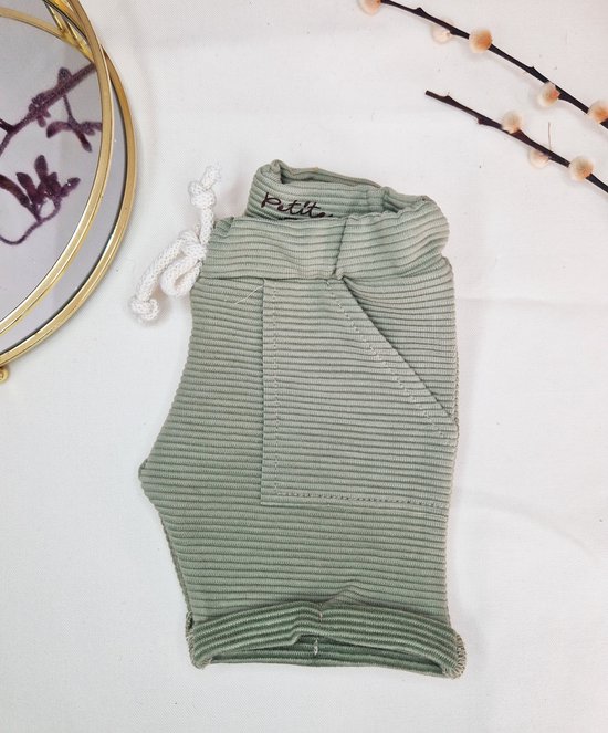 Kreta Olive groen baby shorts - verstelbare koord | Korte broekjes | PETITE EvelinaApparel