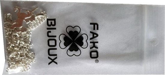 Zilverkleurige kinderketting met eenhoornbedel in Fako Bijoux verpakking.