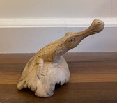 Handgemaakte houten krokodil op parasiet hout - mini