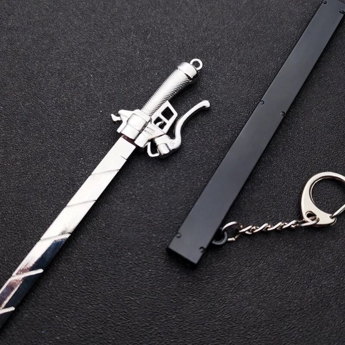 Porte-clés L'Attaque Des Titans - Emblème Métal Argenté, Shingeki No Kyojin, Accessoire Manga