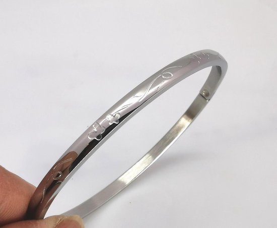 Schitterend dames Armband – zilverkleurig - met vlinder - maat 18 tot 21 cm - Gepolijst Stainless Steel